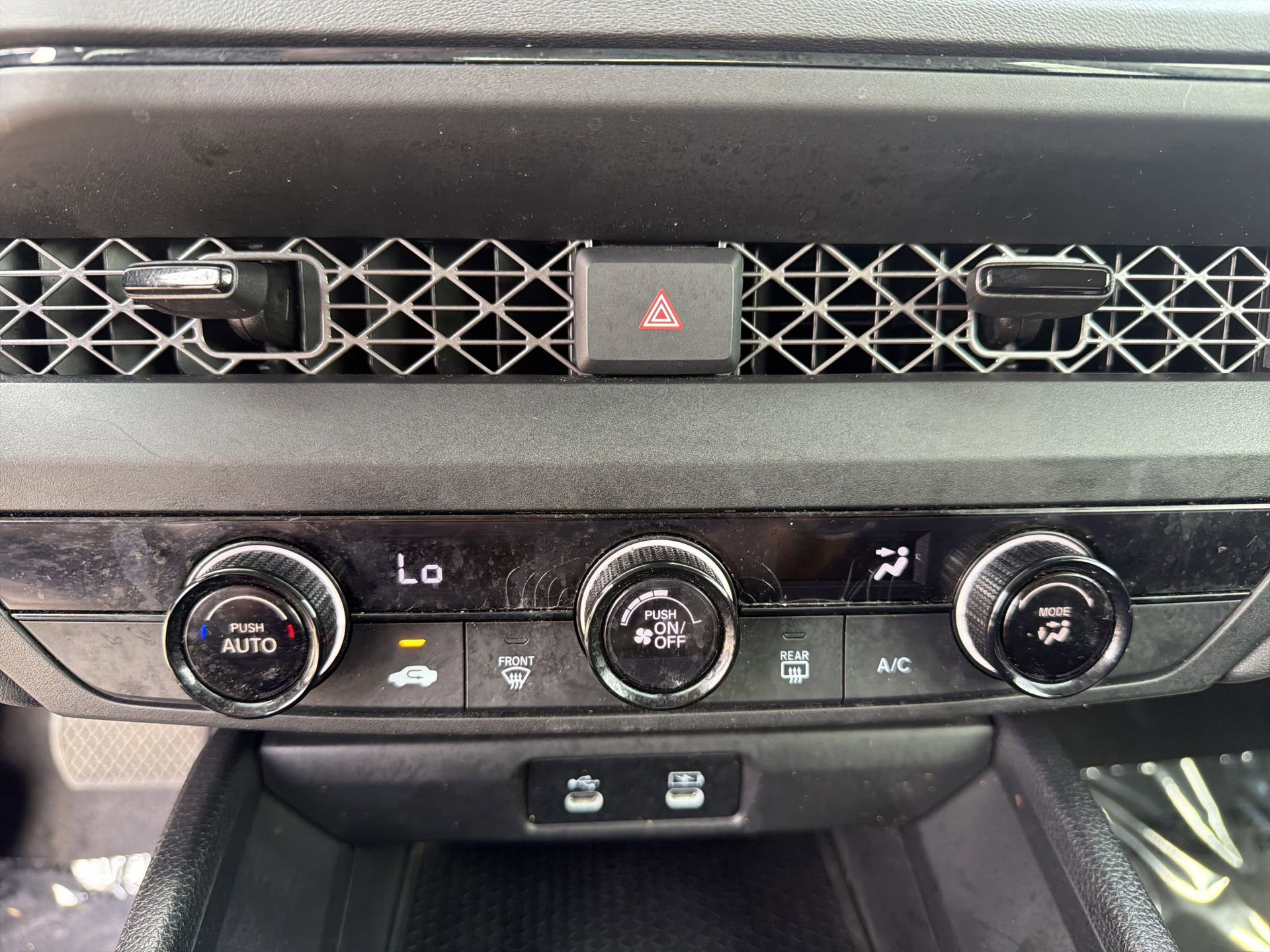 Used 2025 Honda Accord LX image 6