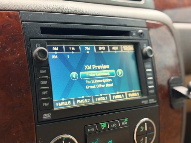 Used 2011 Chevrolet Suburban LTZ image 11