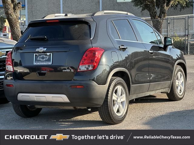 Used 2016 Chevrolet Trax LT w/ LT Convenience Package FWD image 4