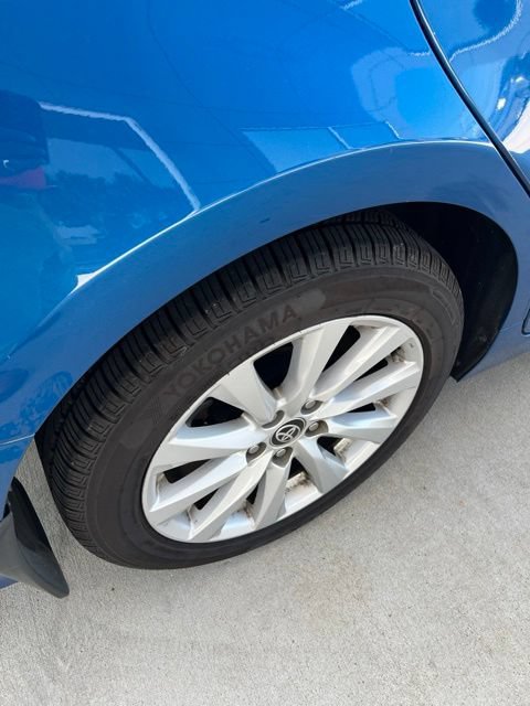 Used 2020 Toyota Camry LE FWD image 12