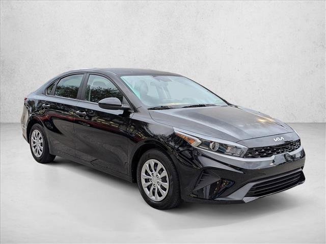Used 2024 Kia Forte LX image 3