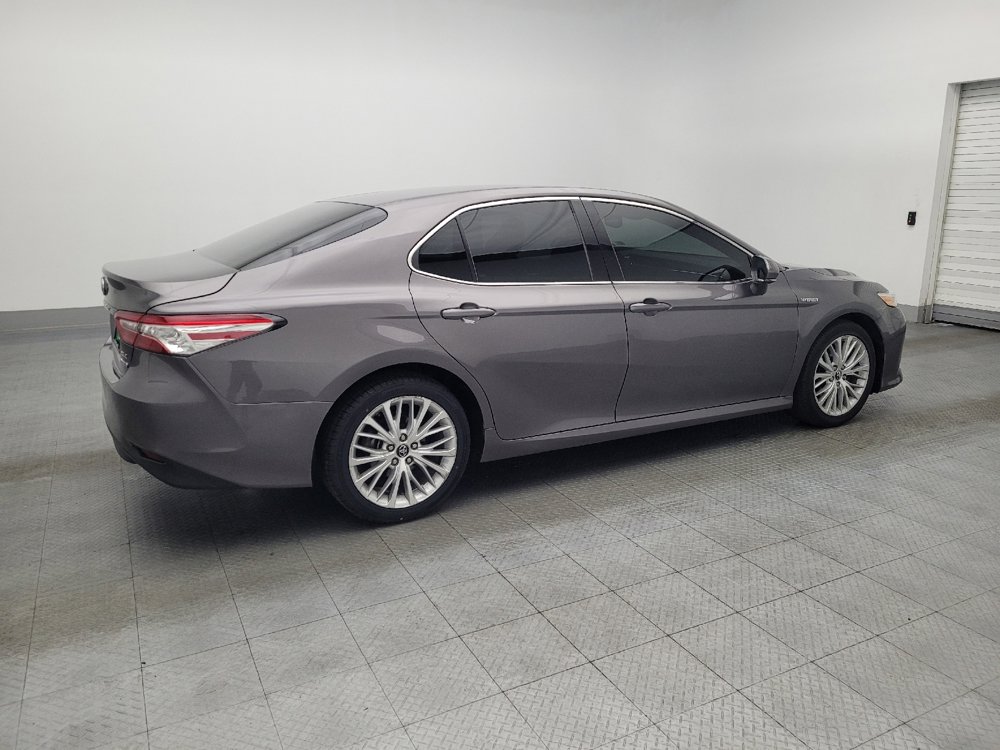 Used 2018 Toyota Camry XLE image 10