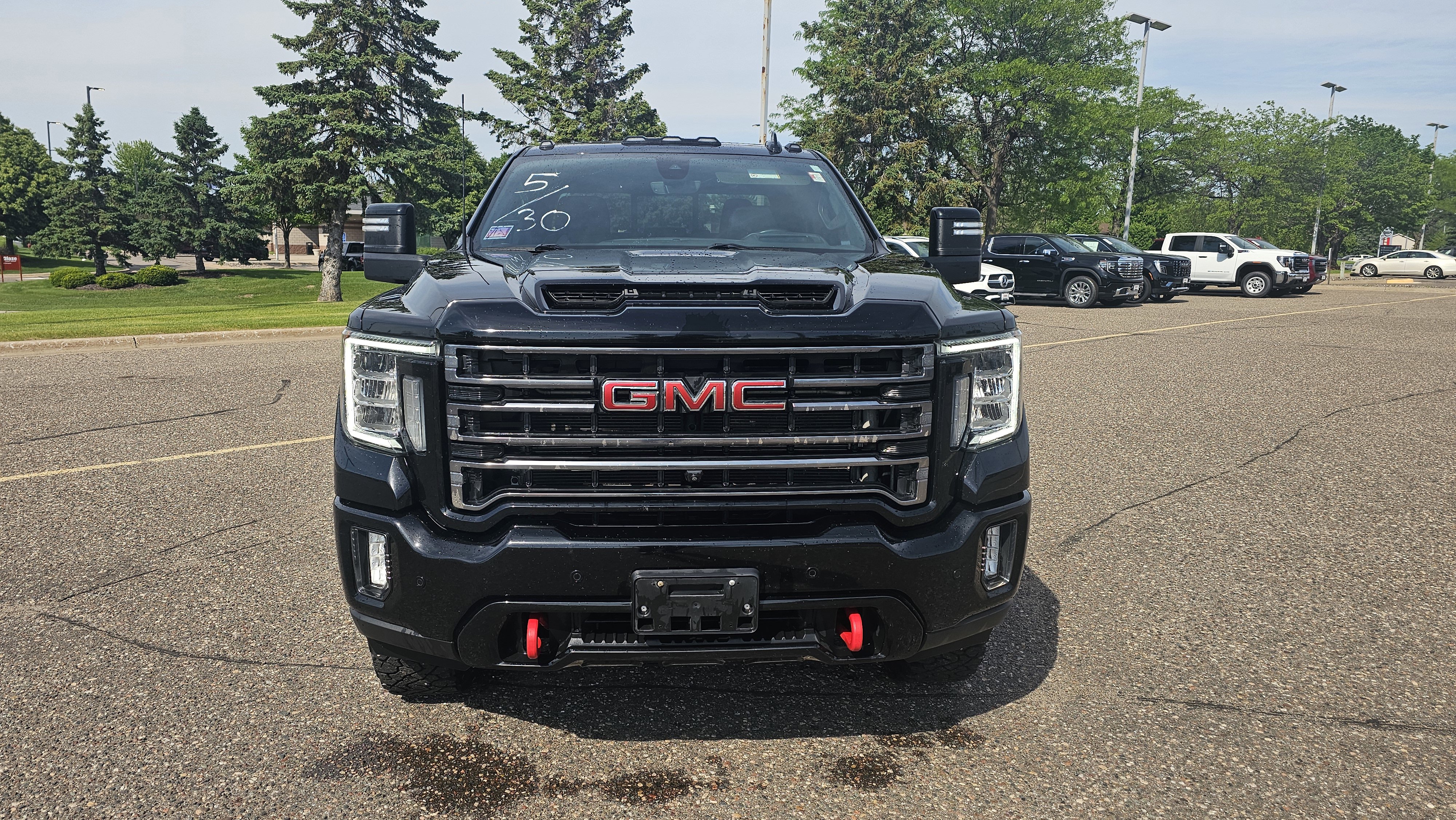 Used 2021 GMC Sierra 3500 AT4 w/ AT4 Premium Plus Package AWD/4WD image 2