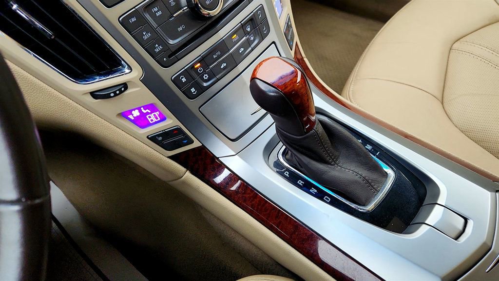 Used 2011 Cadillac CTS Luxury image 17