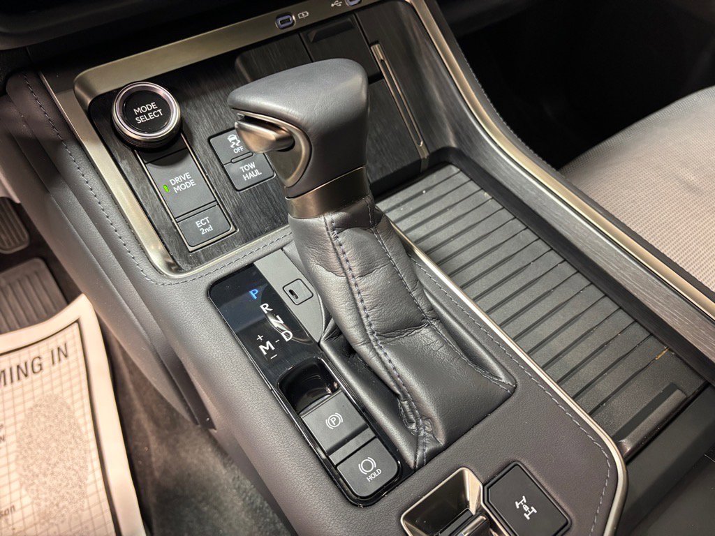 Used 2024 Lexus GX 550 image 15