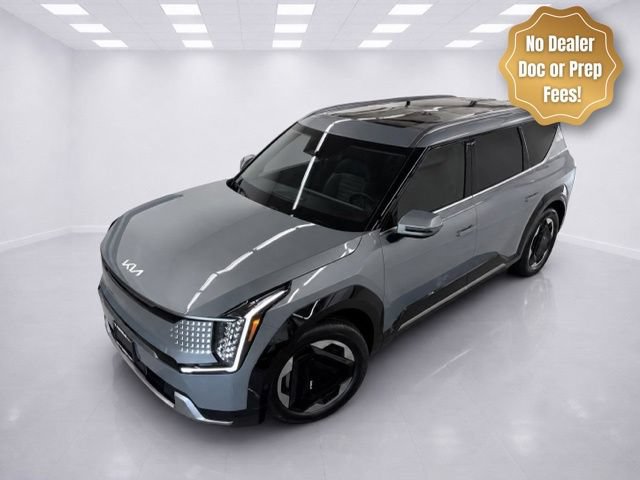 Used 2024 Kia EV9 Land AWD/4WD image 3