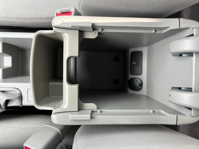 Used 2010 Subaru Forester 2.5X image 26