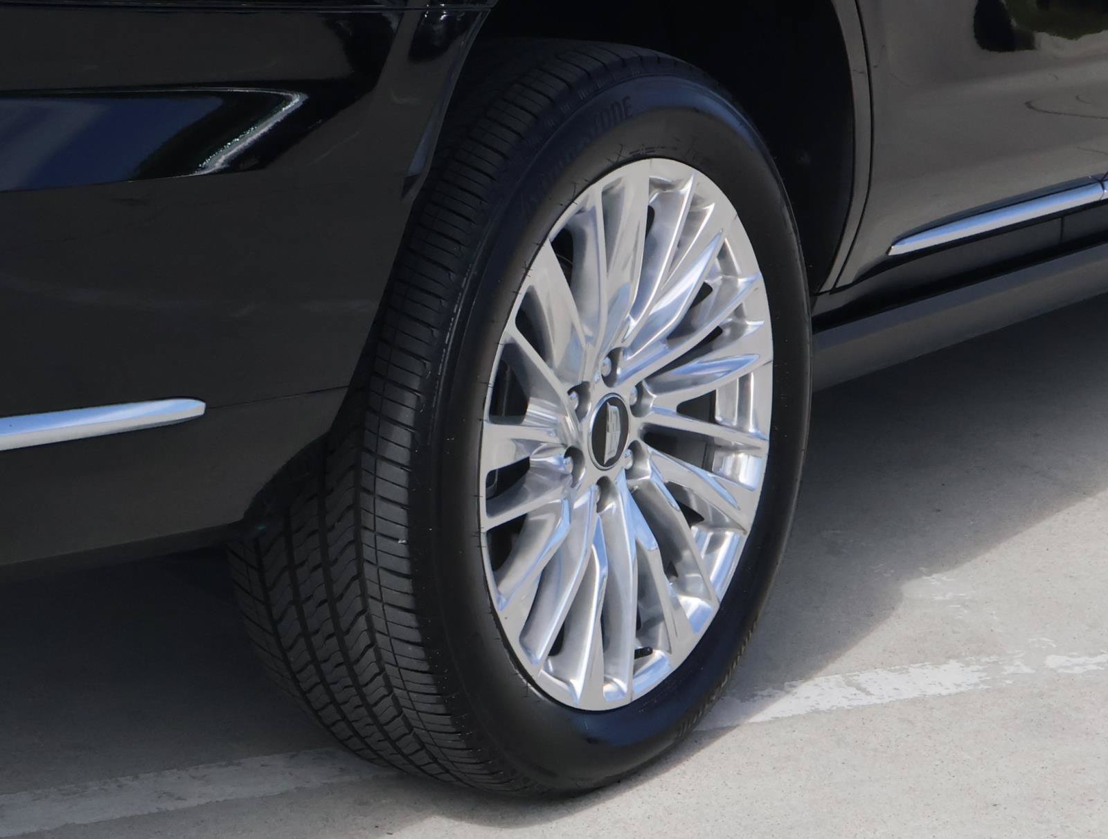 Certified 2026 Cadillac Escalade Luxury w/ LPO, Floor Liner Package AWD/4WD image 12