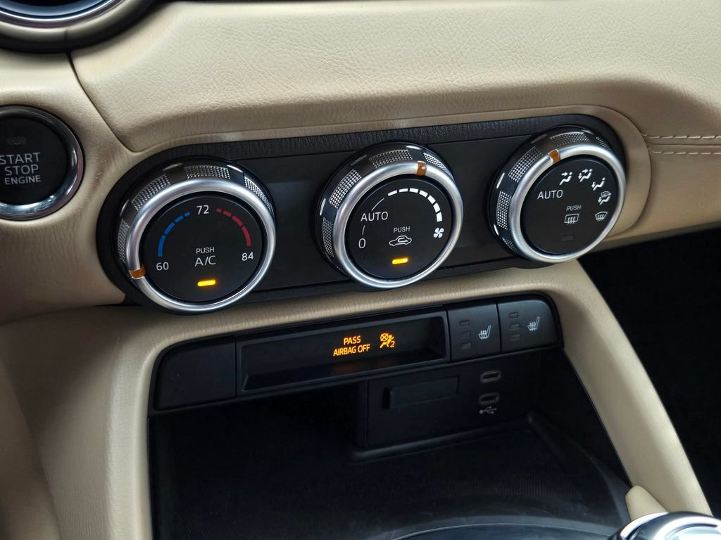 Certified 2025 MAZDA MX-5 Miata Grand Touring RWD image 17