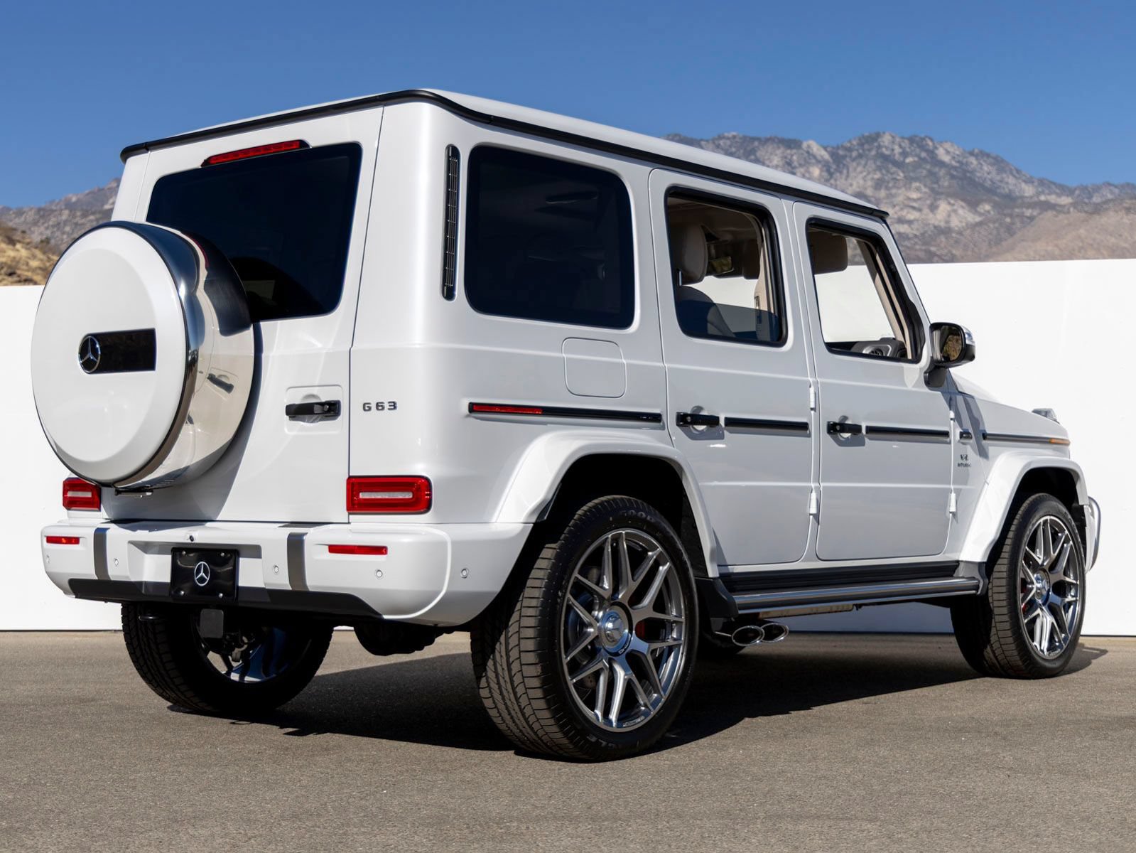 New 2027 Mercedes-Benz G 63 AMG 4MATIC image 9