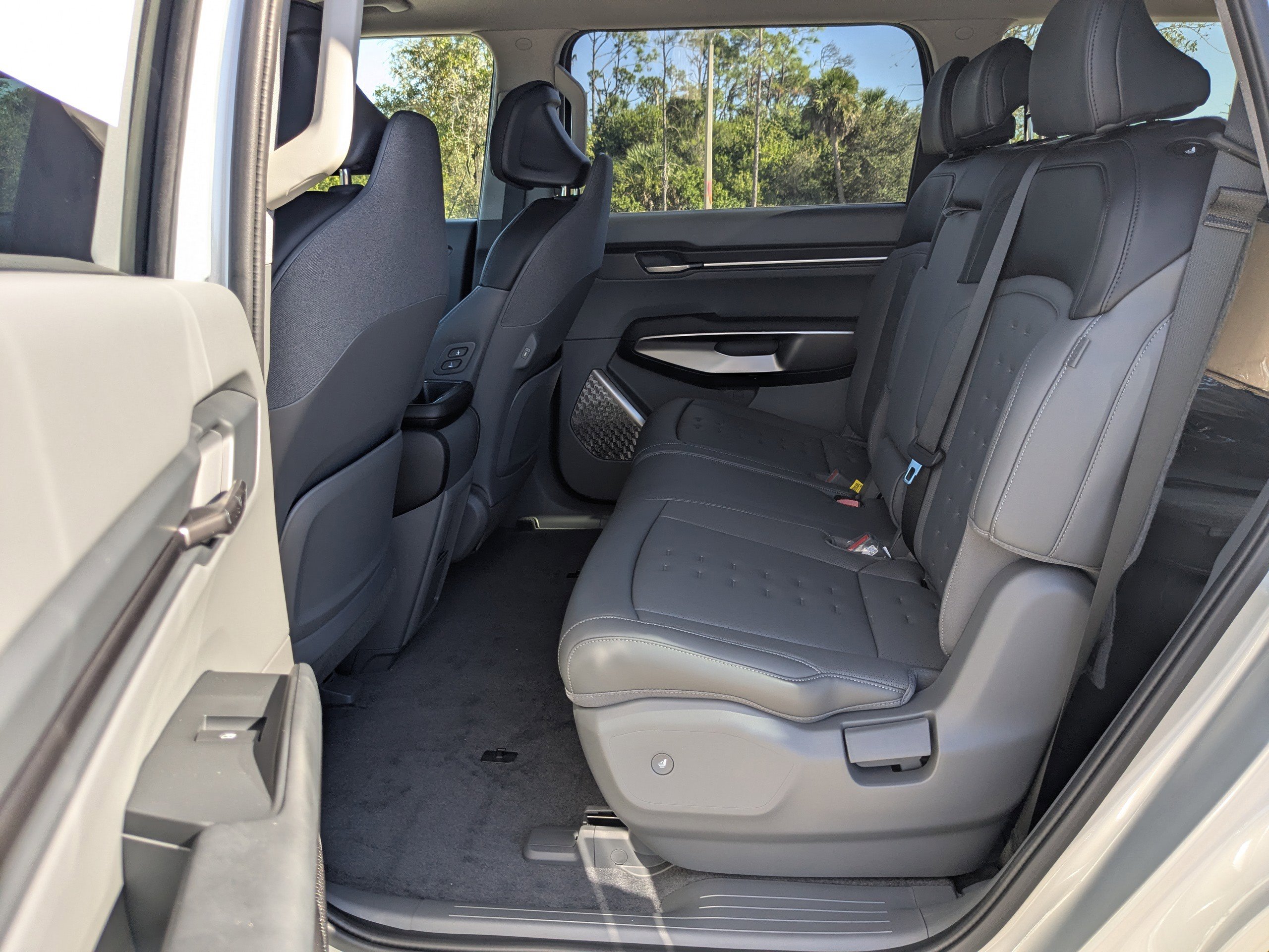 New 2026 Kia EV9 Wind AWD/4WD image 17