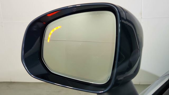 New 2026 Volvo XC90 B6 Plus w/ Protection Package Premier AWD/4WD image 15