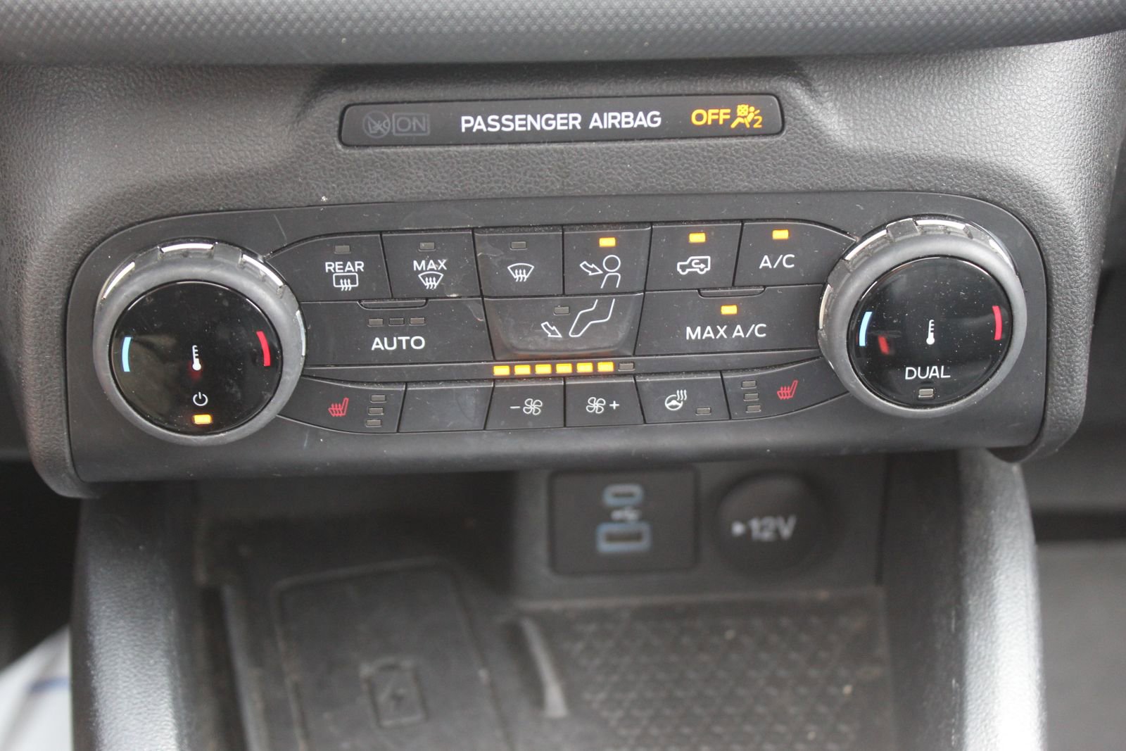Used 2022 Ford Bronco Sport Outer Banks w/ Tech Package AWD/4WD image 35
