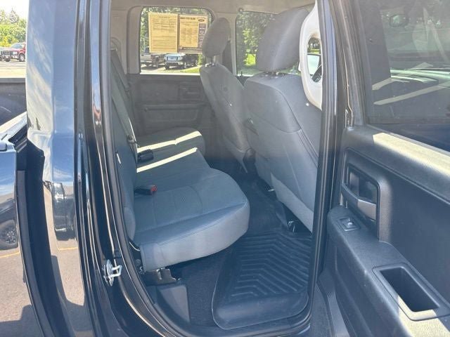 Used 2019 RAM 1500 Express AWD/4WD image 11