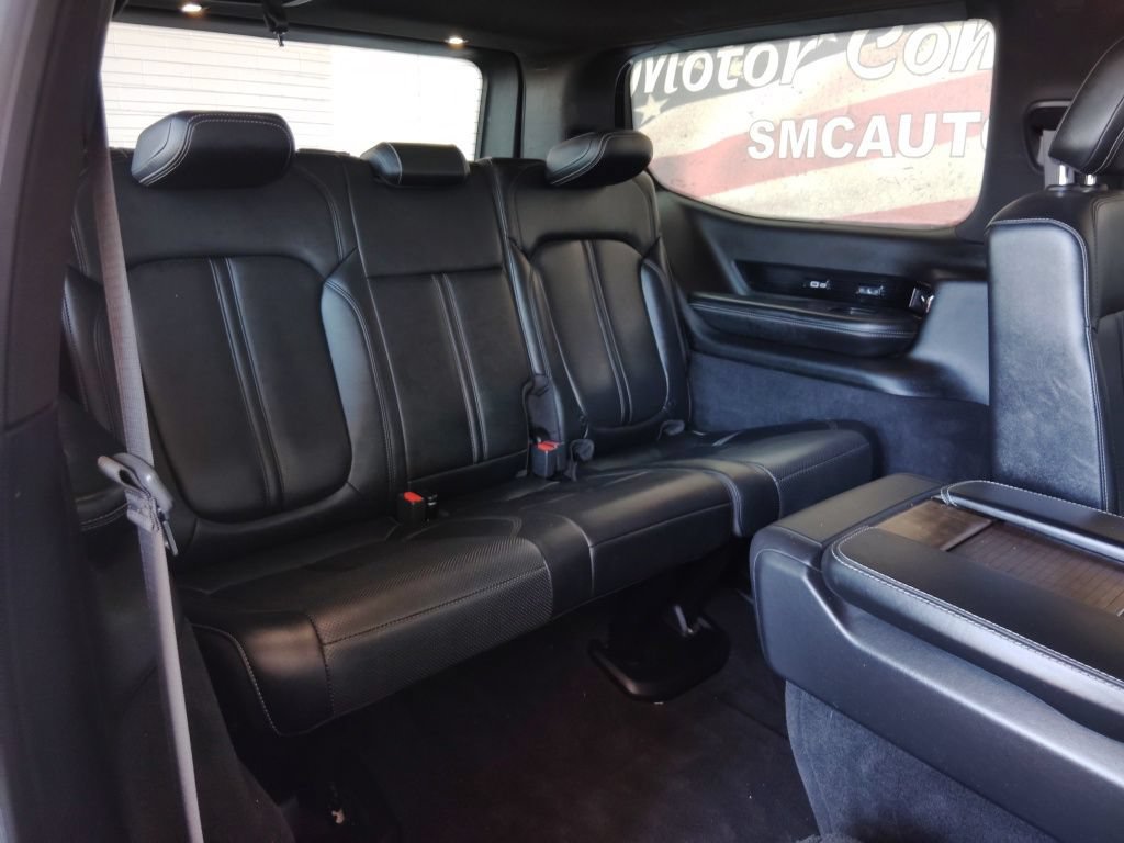 Used 2022 Jeep Grand Wagoneer Series I AWD/4WD image 16