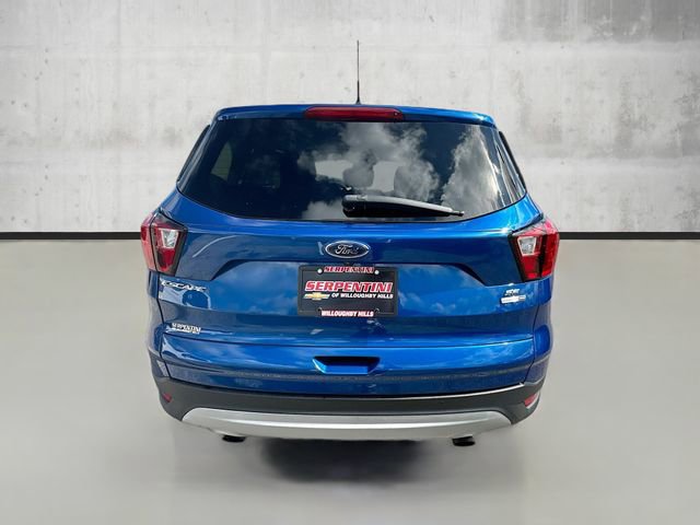 Used 2019 Ford Escape SE image 6