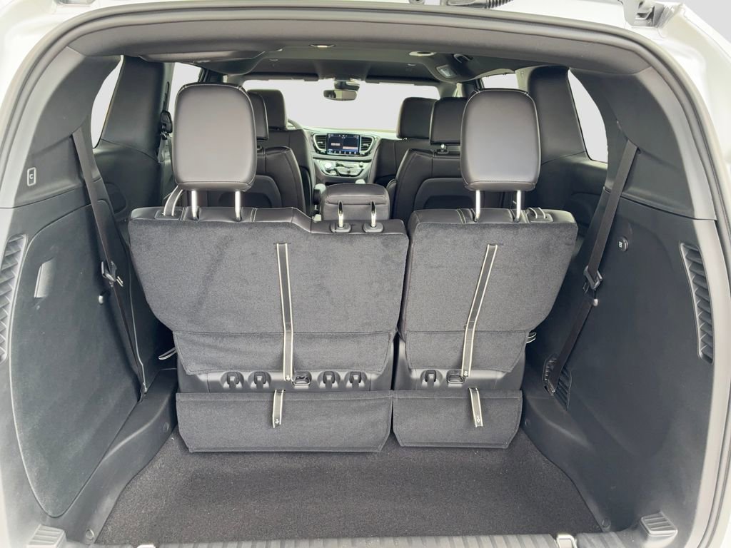 New 2026 Chrysler Pacifica Select AWD/4WD image 22