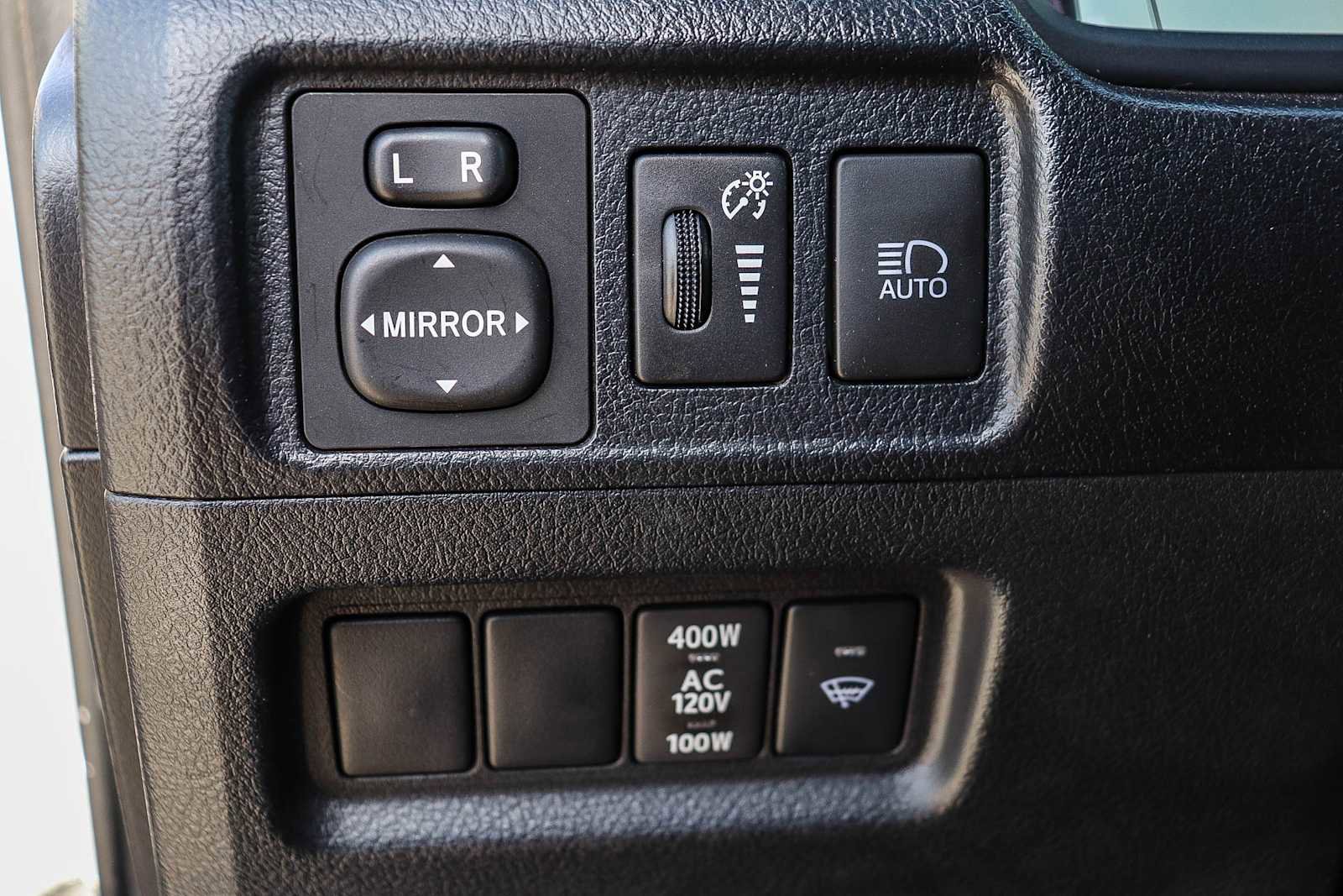 Used 2024 Toyota 4Runner TRD Off-Road image 29