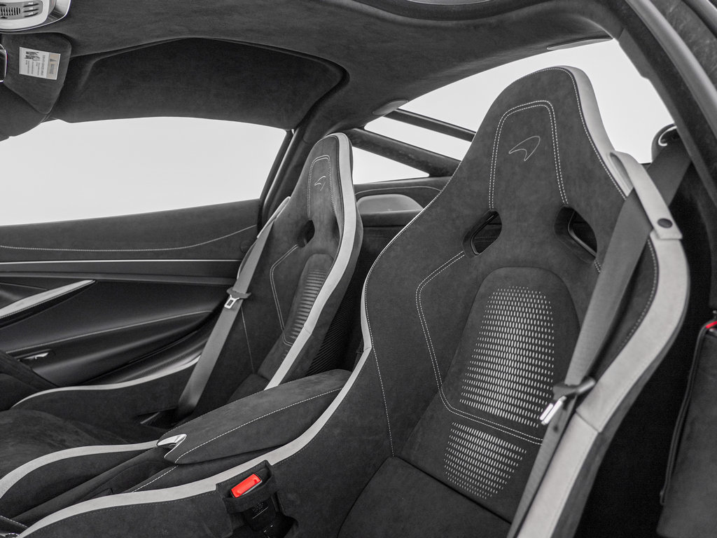 New 2027 McLaren 750S RWD image 15
