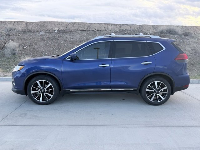 Used 2017 Nissan Rogue SL w/ SL Premium Package image 5