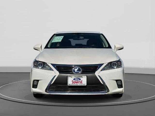 Used 2017 Lexus CT 200h image 3