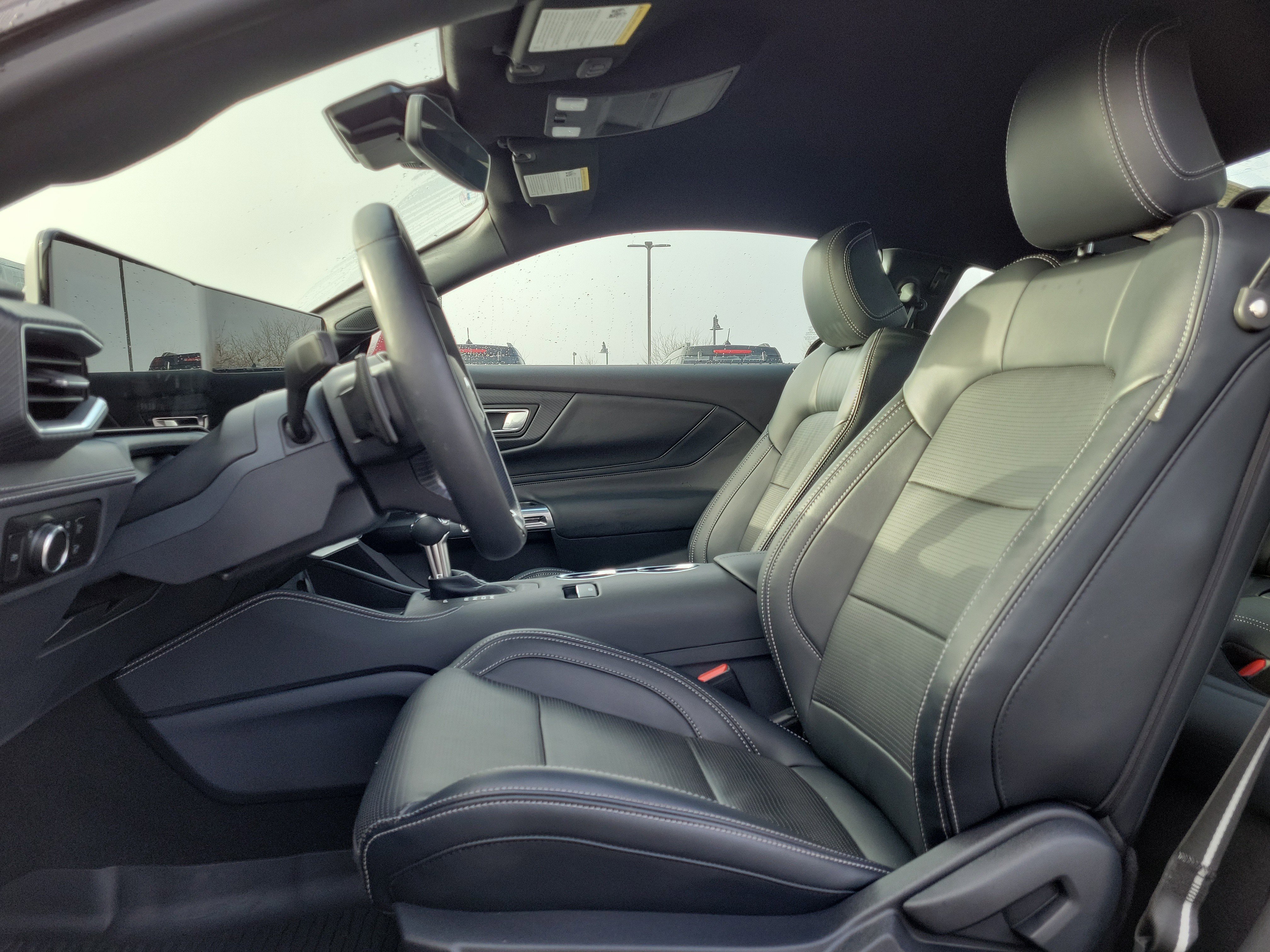 Used 2025 Ford Mustang GT Premium image 16