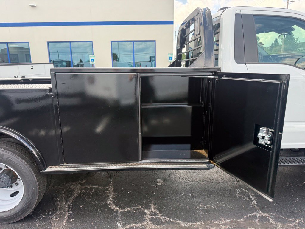 New 2026 Ford F550 4x4 Regular Cab Super Duty image 54