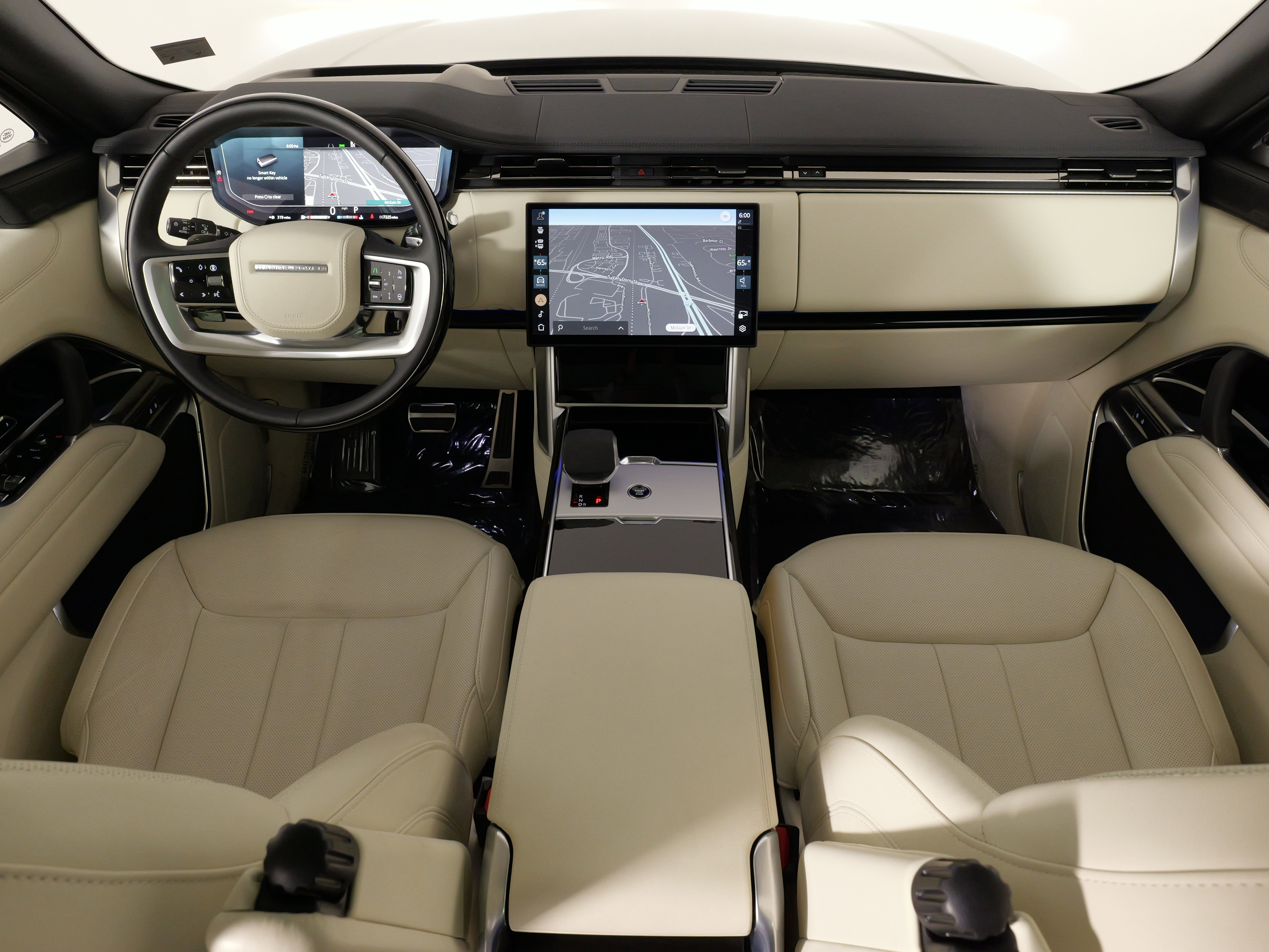 Used 2025 Land Rover Range Rover Long Wheelbase SE image 45