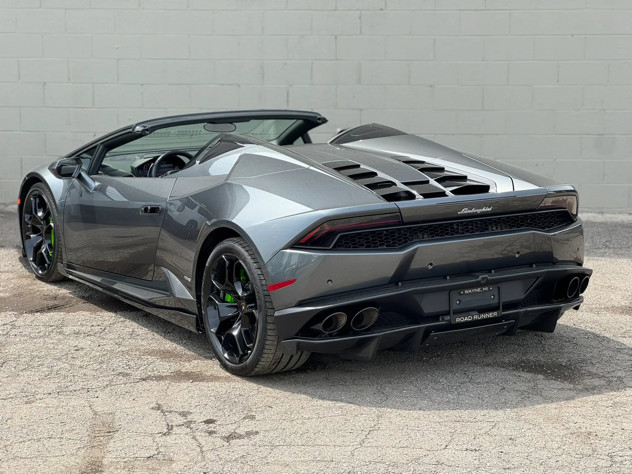 Used 2017 Lamborghini Huracan LP 610-4 AWD/4WD image 40