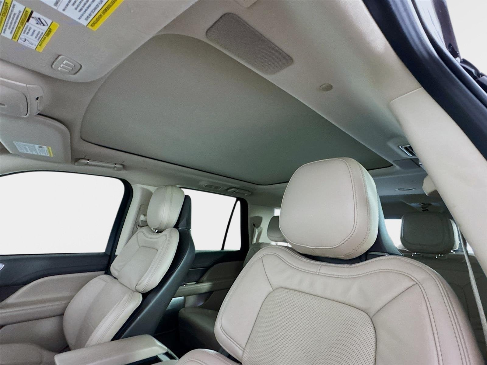 Used 2024 Lincoln Navigator L Reserve AWD/4WD image 14