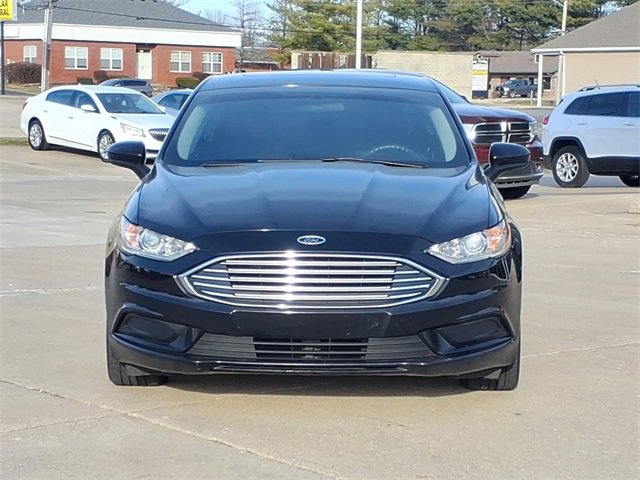 Used 2017 Ford Fusion SE w/ Fusion SE Technology Package image 31