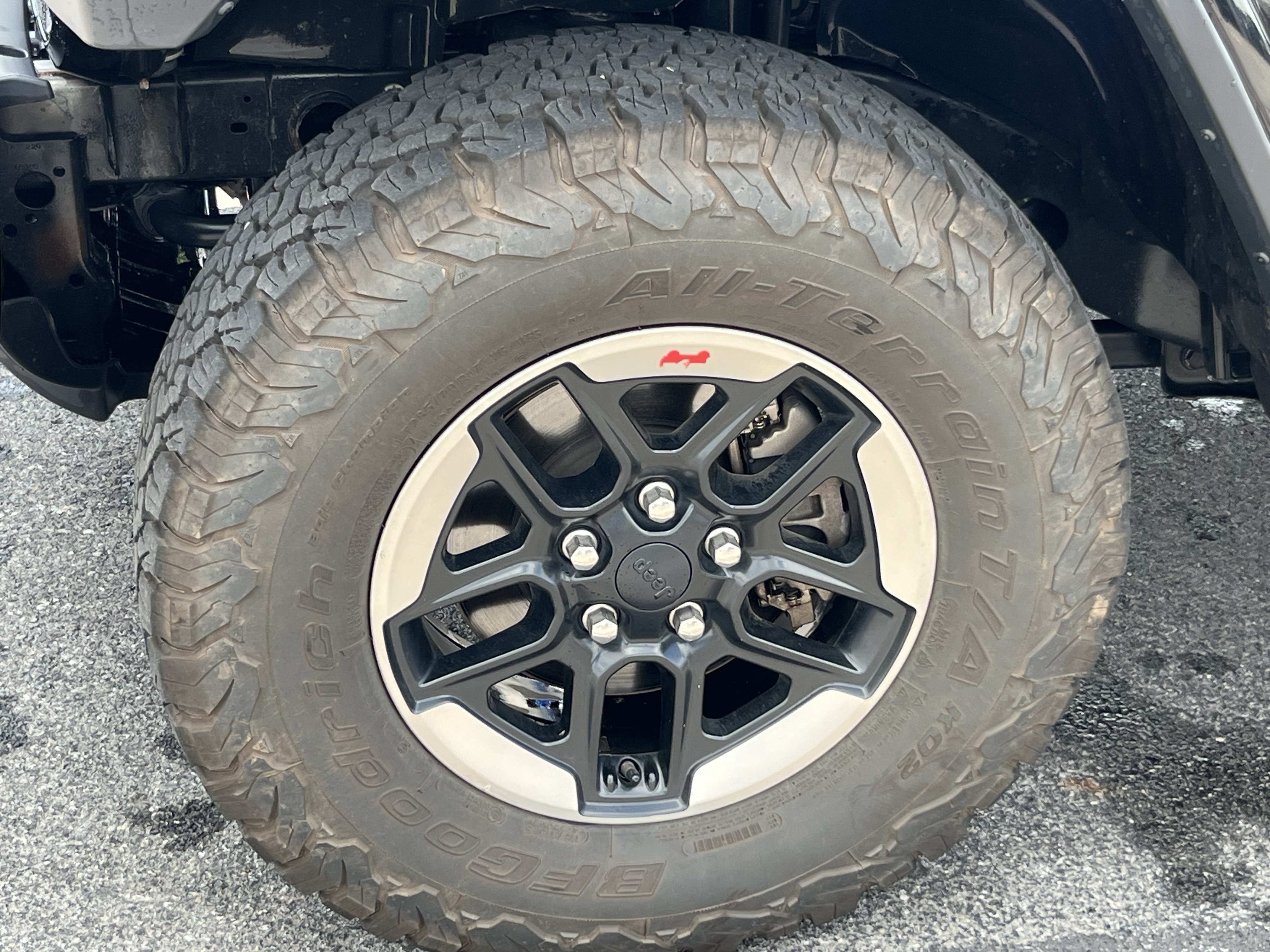Used 2018 Jeep Wrangler Unlimited Rubicon AWD/4WD image 14