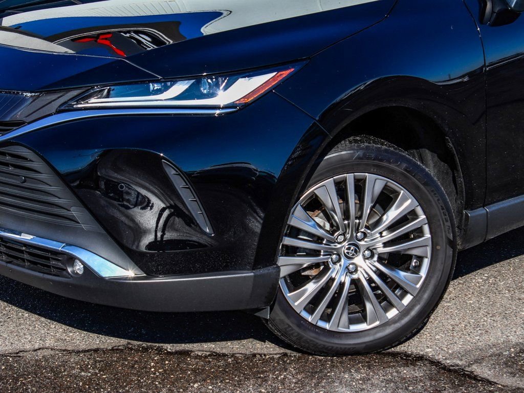 Used 2023 Toyota Venza XLE image 44