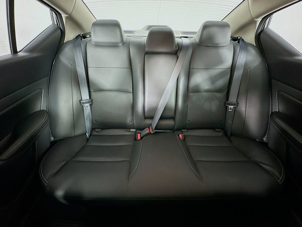 Used 2023 Nissan Altima 2.5 SL FWD image 13