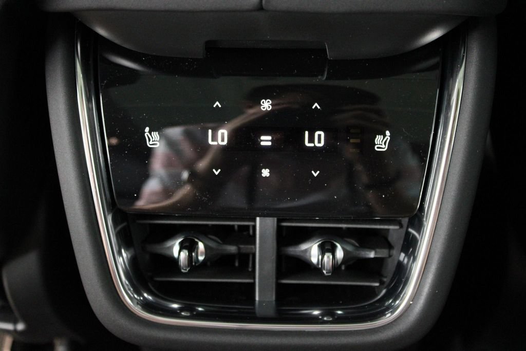 New 2026 Volvo EX90 Ultra AWD/4WD image 44