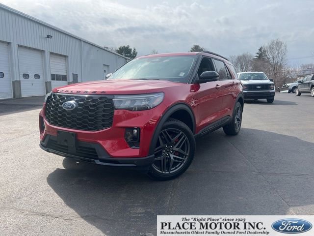 New 2026 Ford Explorer ST-Line w/ ST-Line Street Pack image 1