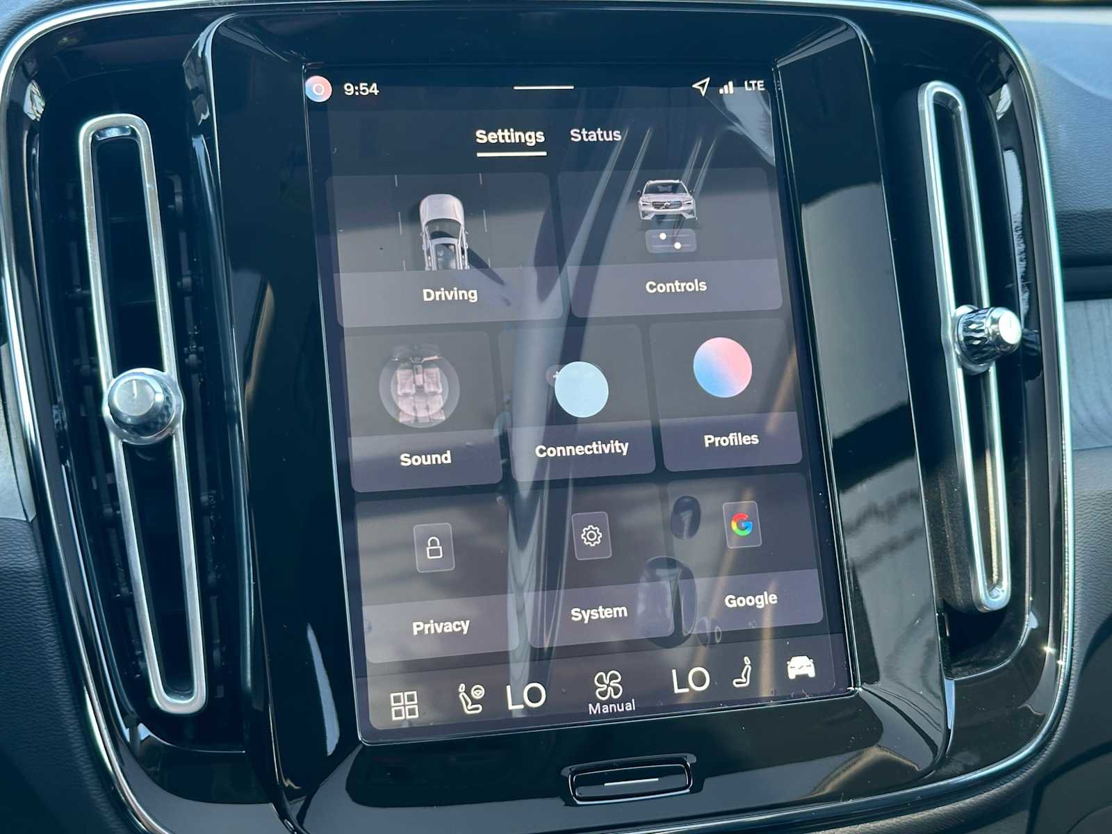 New 2026 Volvo XC40 B5 Ultra w/ Climate Package image 30