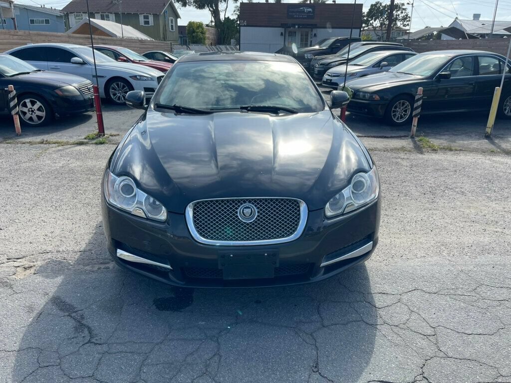 Used 2011 Jaguar XF Premium RWD image 8
