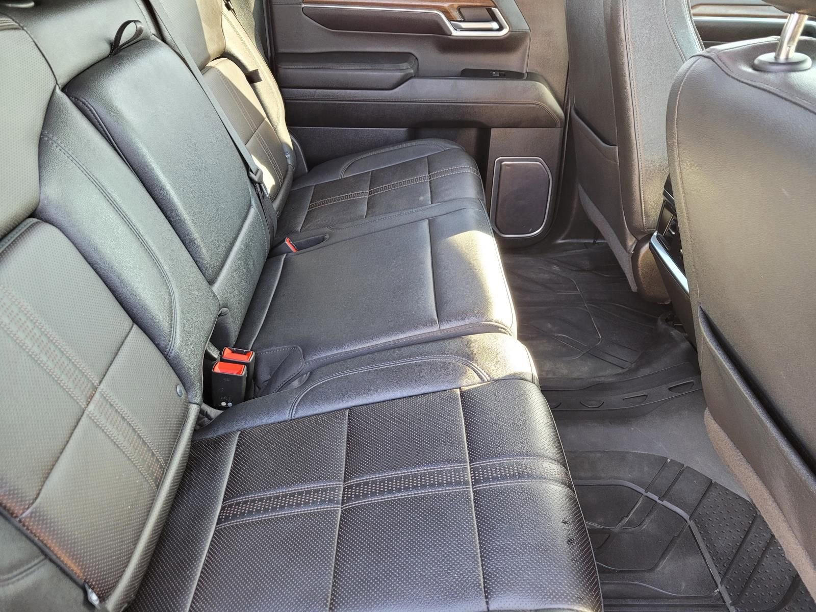 Used 2023 Chevrolet Silverado 1500 High Country w/ High Country Premium Package image 15