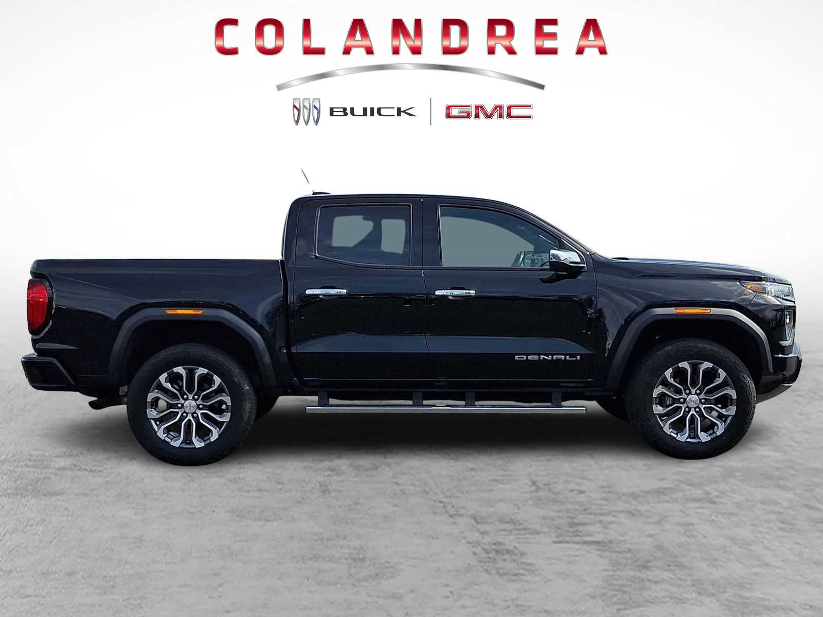 Certified 2023 GMC Canyon Denali w/ Denali Black Edition image 7