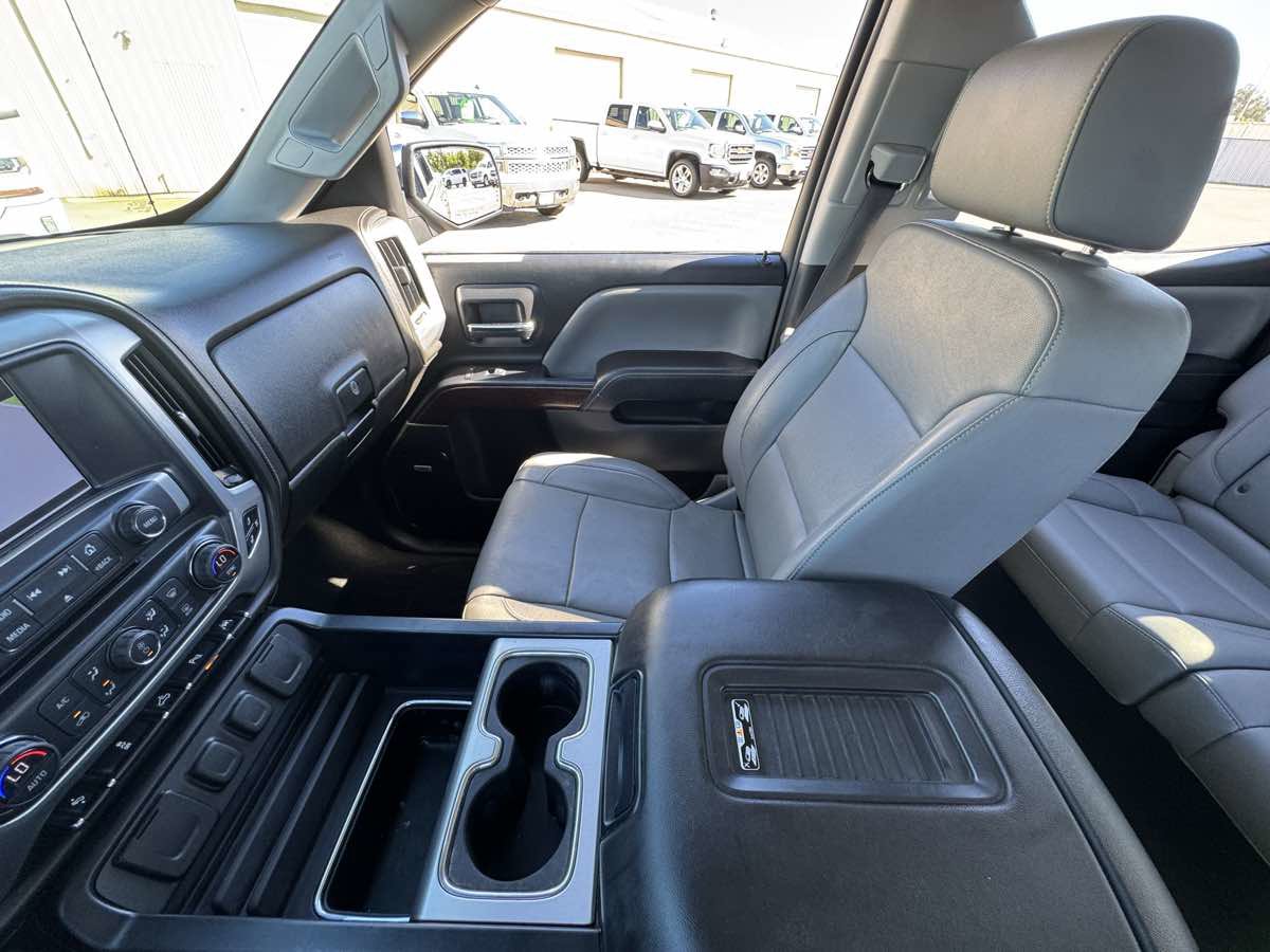 Used 2017 GMC Sierra 1500 SLT image 35