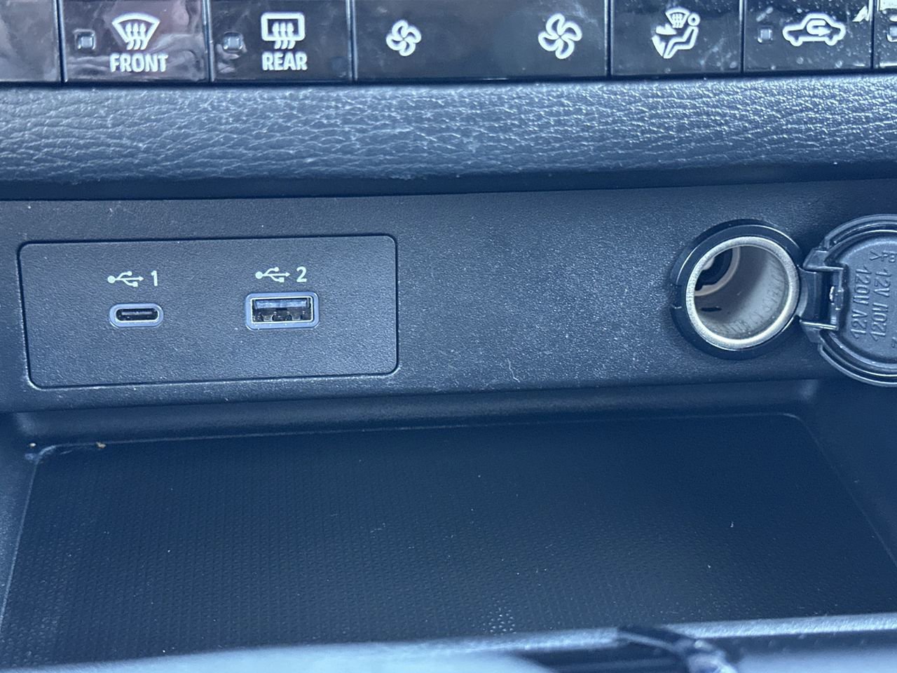 Used 2024 Mitsubishi Outlander ES image 7