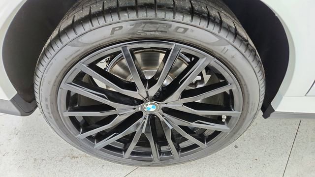 Used 2026 BMW X6 xDrive40i image 57