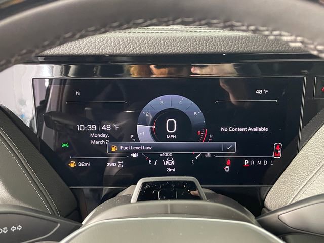 New 2026 GMC Yukon XL Denali w/ Denali Reserve Package AWD/4WD image 4