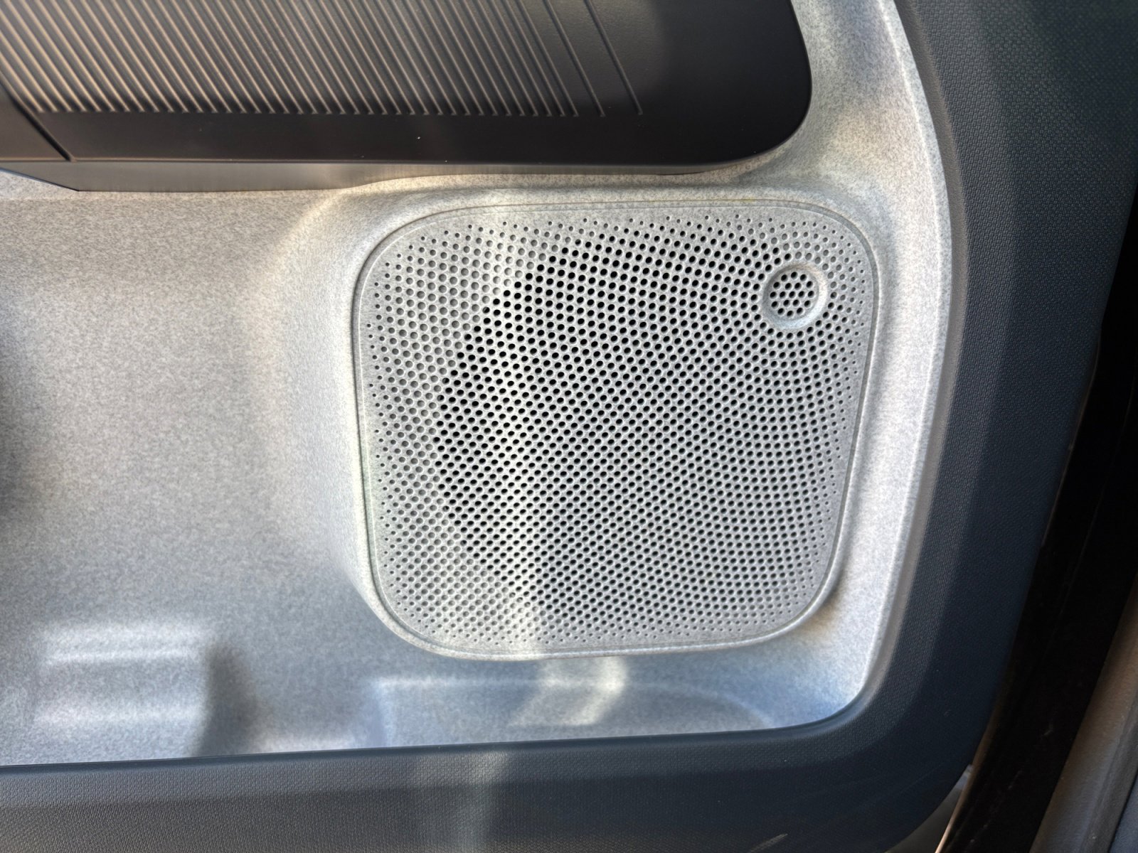 New 2025 Ford Maverick XLT w/ XLT Luxury Package image 27