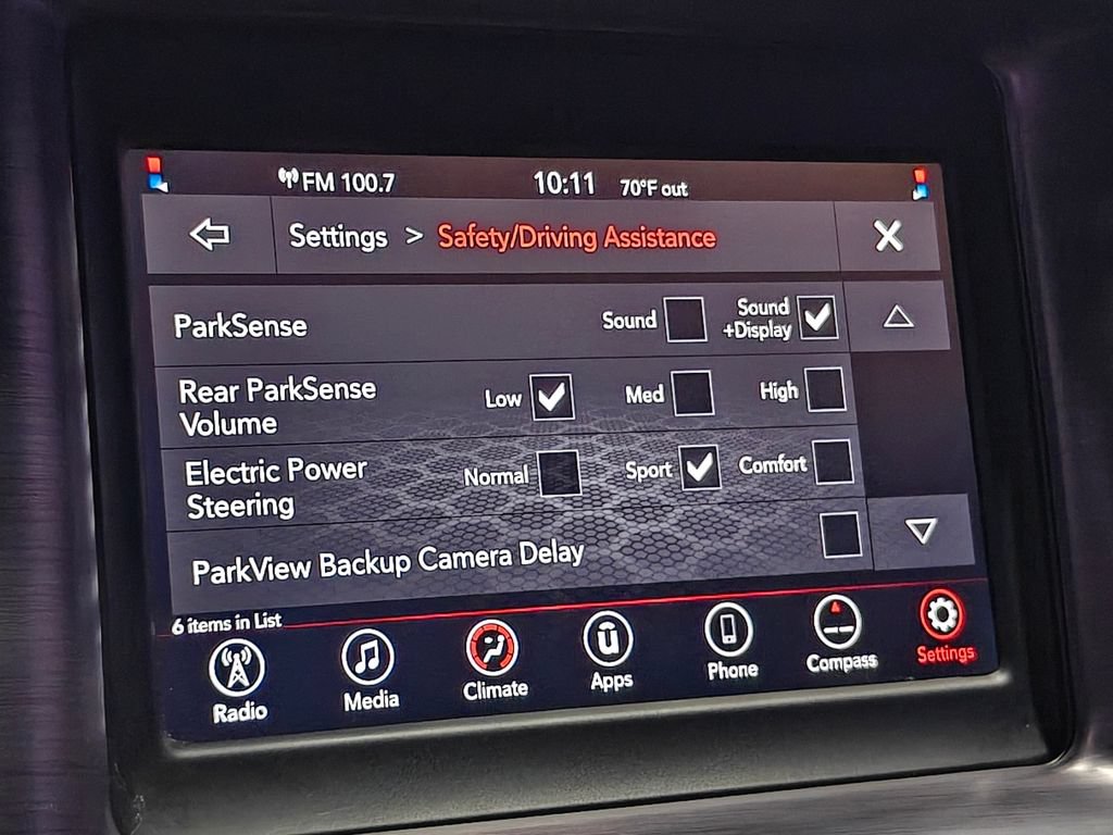Used 2018 Dodge Charger SXT RWD image 37