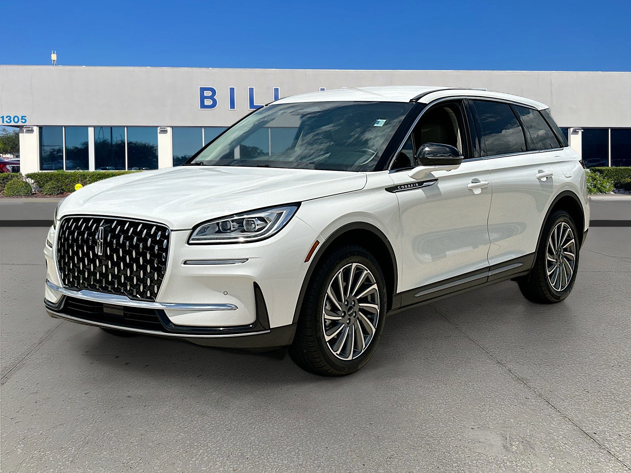 Used 2025 Lincoln Corsair Reserve FWD image 3