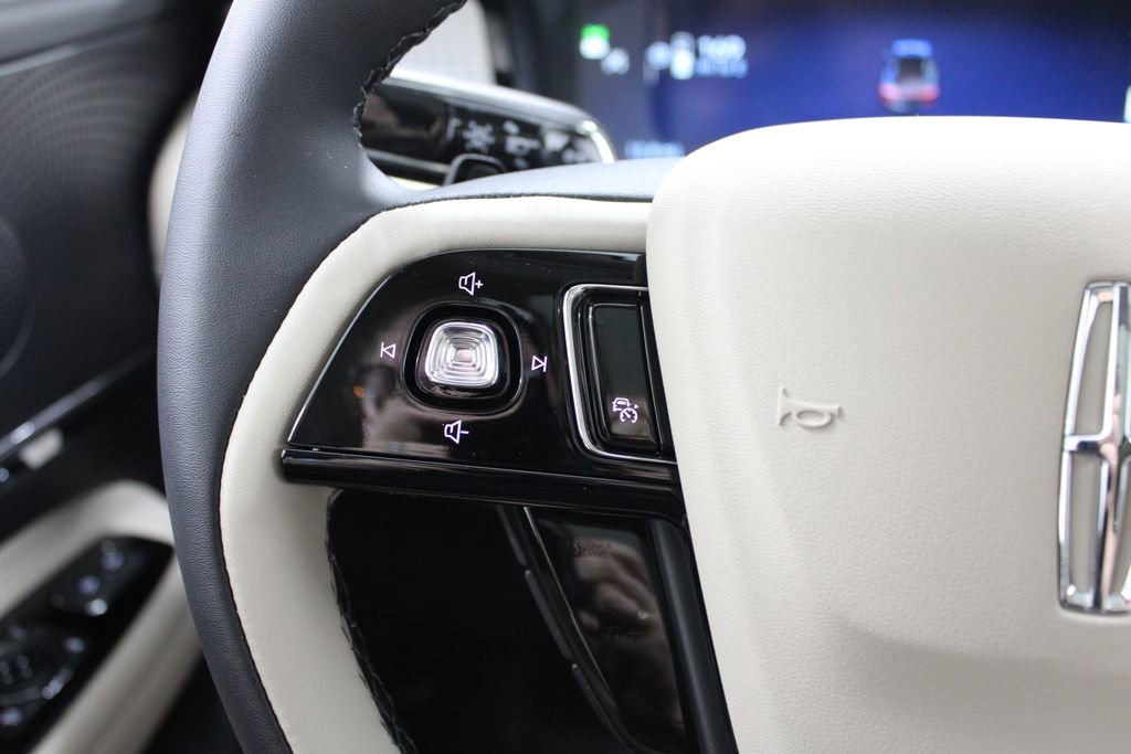 New 2026 Lincoln Corsair Premiere image 37