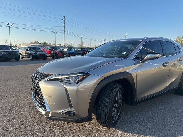Used 2022 Lexus UX 200 FWD image 26