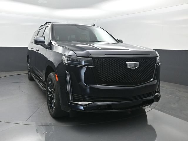 Used 2022 Cadillac Escalade ESV Sport w/ LPO, ONYX Package AWD/4WD image 41